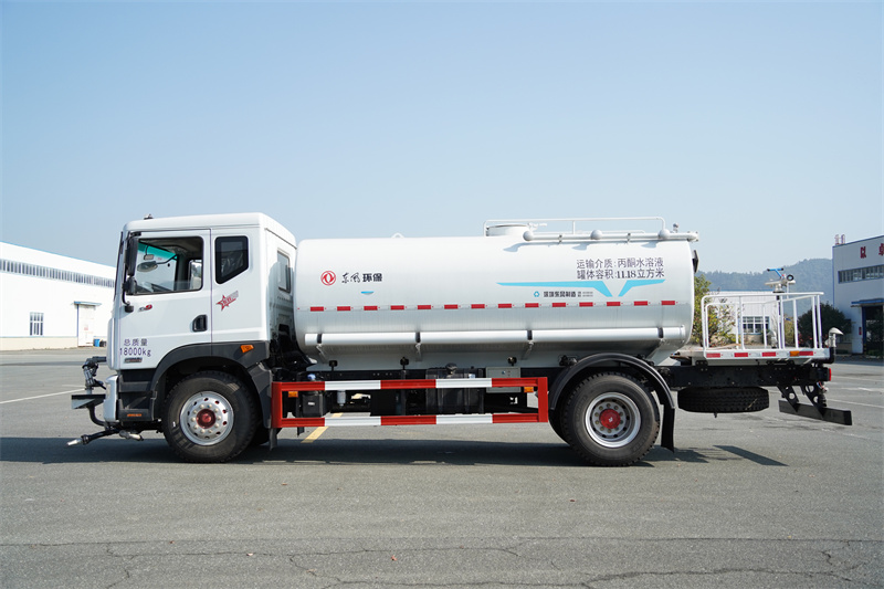 東風股份D9灑水車 14方（燃油車） EQ5182GPSSEQ6